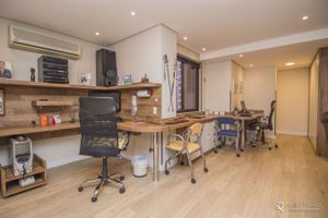 Image 33 - 103324