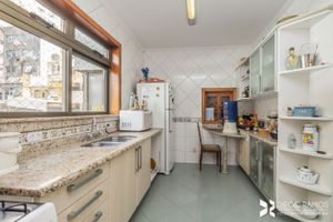 Image 42 - 103372