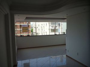 Image 13 - 103428
