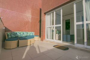 Image 30 - 103530
