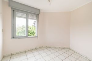 Image 17 - 103911