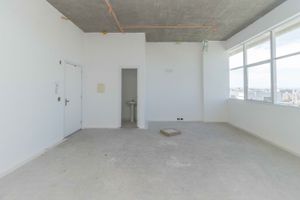 Image 4 - 104025