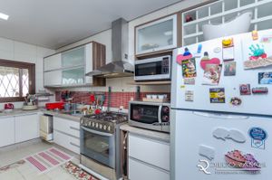 Image 30 - 104202