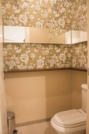 Image 14 - 104212