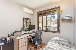 Image 34 - 104312