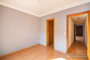 Image 4 - 10433