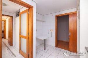 Image 16 - 10433
