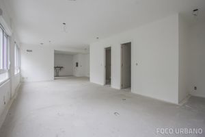 Image 49 - 104531