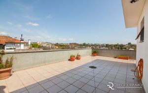 Image 21 - 104660