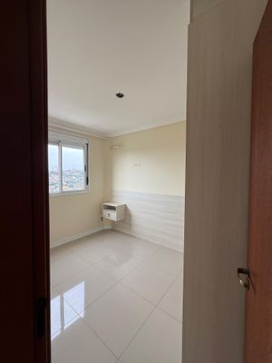Image 3 - 104692