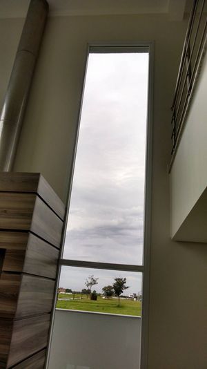 Image 11 - 104753