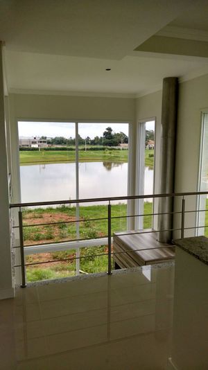 Image 43 - 104753