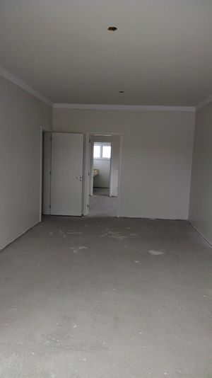 Image 30 - 104753