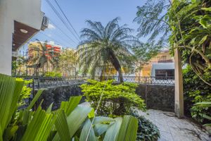 Image 19 - 104786