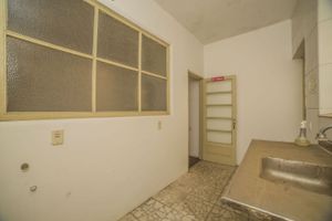 Image 10 - 104786