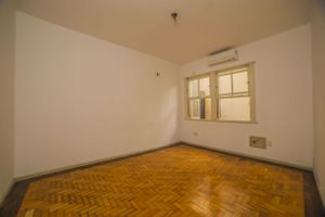 Image 4 - 104786
