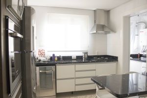 Image 47 - 104844
