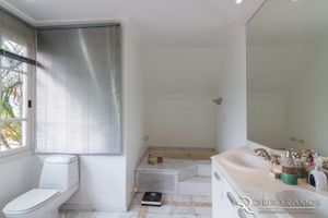 Image 15 - 104868
