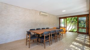 Image 18 - 104973