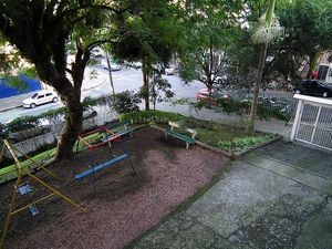 Image 10 - 105180