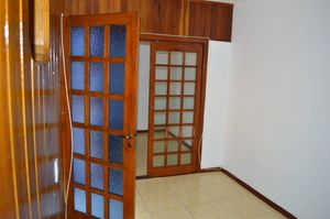 Image 11 - 105303