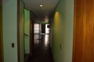 Image 8 - 105303