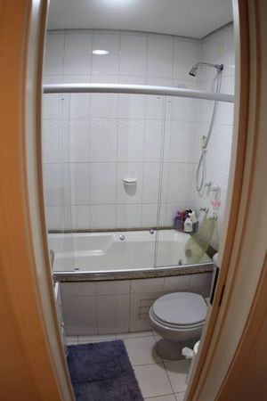 Image 30 - 105383