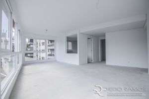 Image 1 - 105449