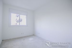 Image 4 - 105449