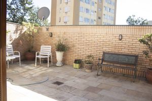 Image 6 - 105639