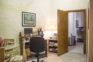 Image 33 - 105639