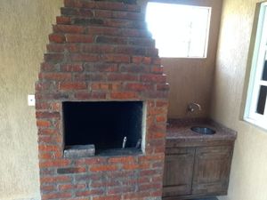 Image 18 - 105842