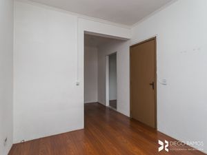 Image 7 - 105868