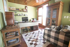 Image 16 - 105986
