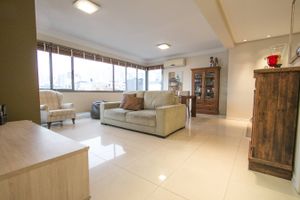 Image 8 - 105988