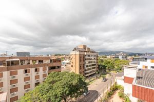 Image 40 - 106154