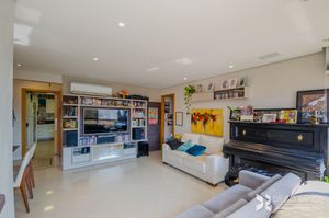 Image 1 - 10632