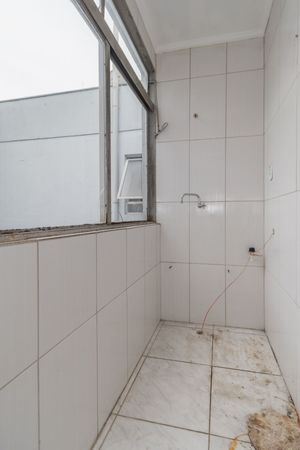 Image 21 - 106394