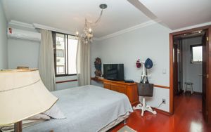 Image 13 - 106422