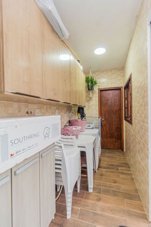 Image 31 - 106550