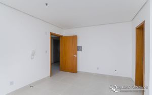 Image 21 - 106661