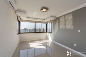 Image 1 - 106688