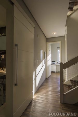 Image 6 - 106689