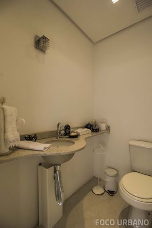 Image 7 - 106689
