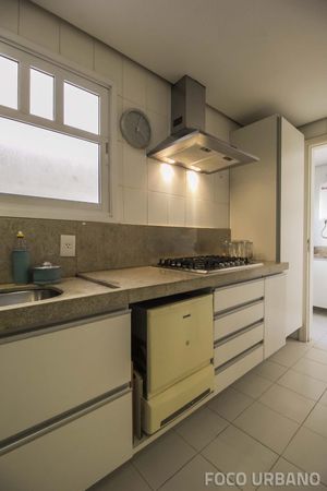 Image 11 - 106689