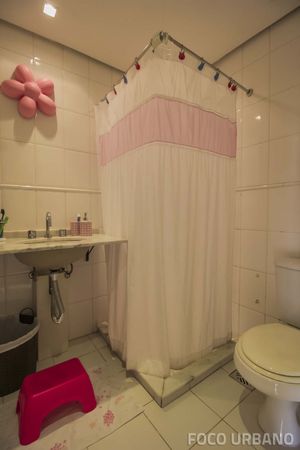 Image 27 - 106689