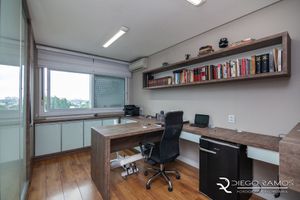 Image 11 - 106823