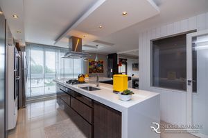 Image 23 - 106823