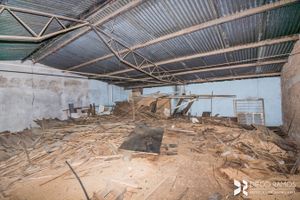 Image 23 - 106878