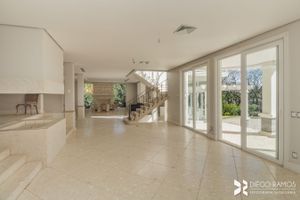 Image 1 - 106916